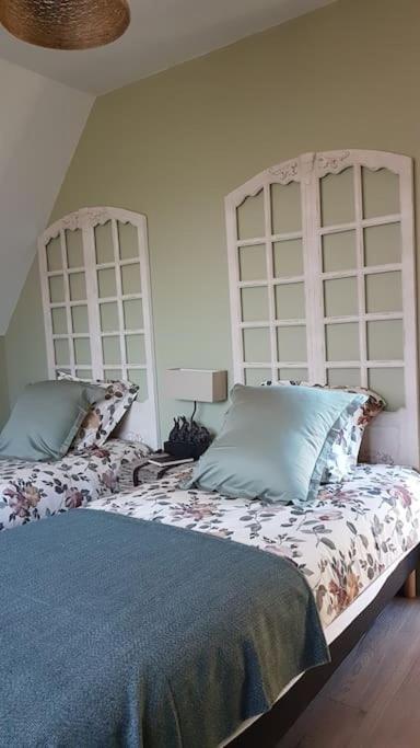 Le Pigeonnier / Gite De Charme 1 A 4 Pers 80 M² Καμπραί Εξωτερικό φωτογραφία