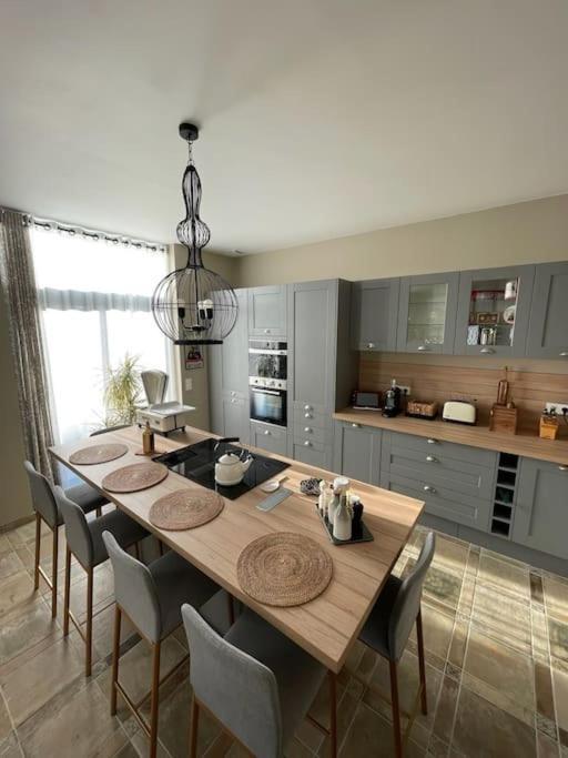 Le Pigeonnier / Gite De Charme 1 A 4 Pers 80 M² Καμπραί Εξωτερικό φωτογραφία
